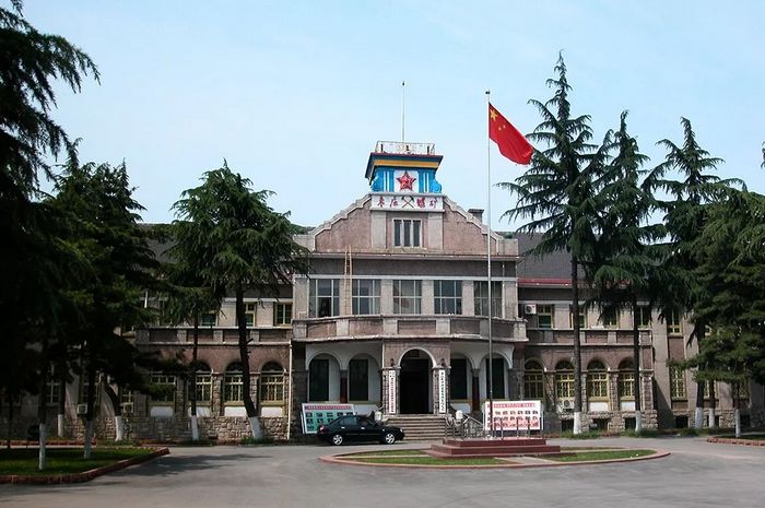 世纪中兴.jpg